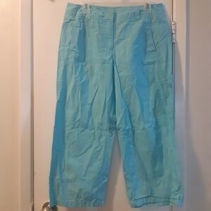 Women's 7 Pocket Blue Capris Reitmans size 11